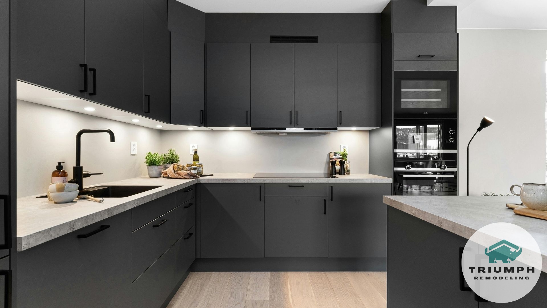 Can Modern Farmhouse Work in Smaller San Diego Kitchens? Can Modern Farmhouse Work in Smaller San Diego Kitchens? - Modern Farmhouse Kitchens: How to get the look in SoCal.