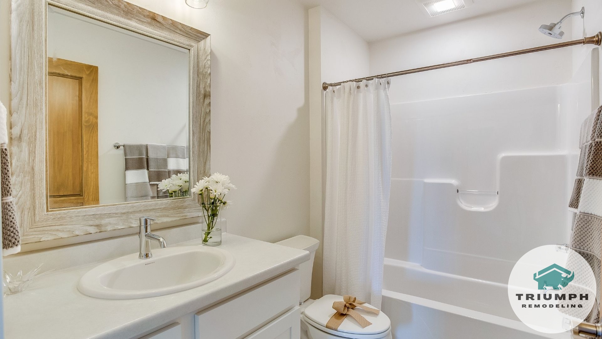 How Do These Materials Handle San Diego’s Climate? How Do These Materials Handle San Diego's Climate? - Terrazzo and Concrete: Modern industrial bathroom looks.